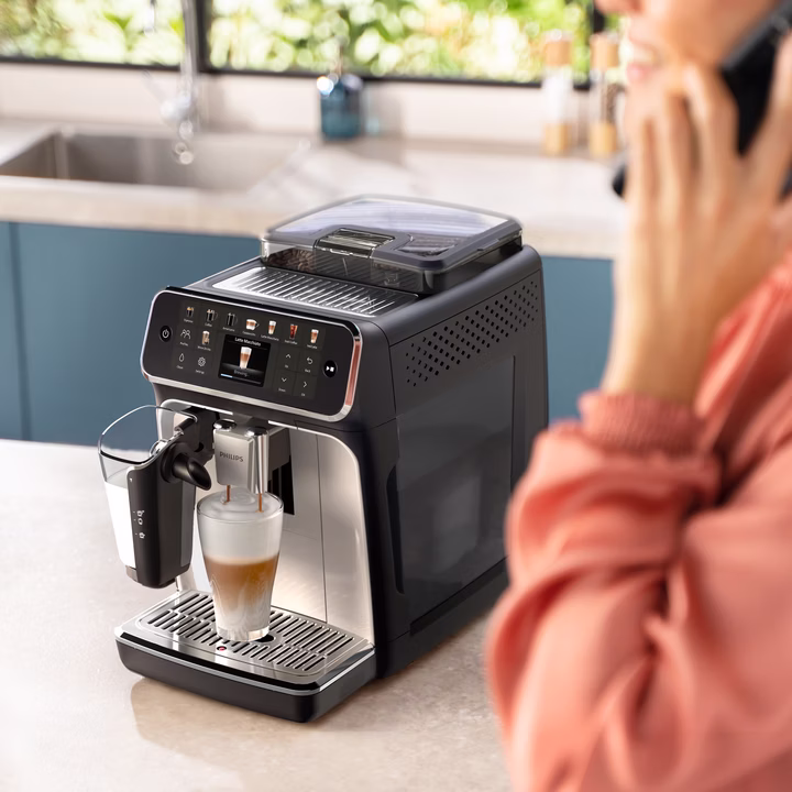 Philips Serie 5500 LatteGo EP5547/90 - Machine a cafe automatique